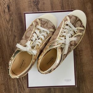 Coach Sneakers. Light Wear.